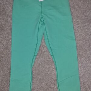 Fabletics Women's Green High-waisted, Powerhold 7/8 Leggings